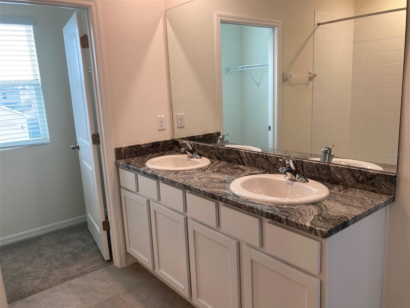 35985 ELLSWORTH PL, ZEPHYRHILLS, FL, 33541