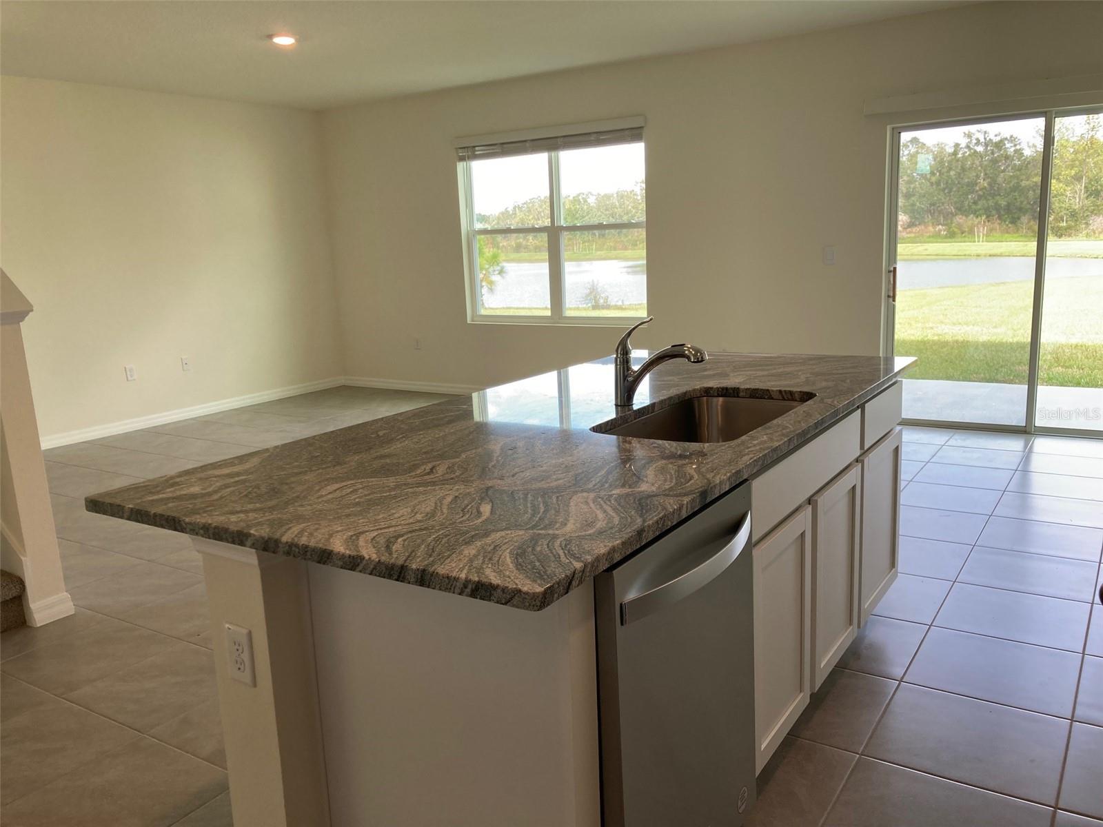 35985 ELLSWORTH PL, ZEPHYRHILLS, FL, 33541