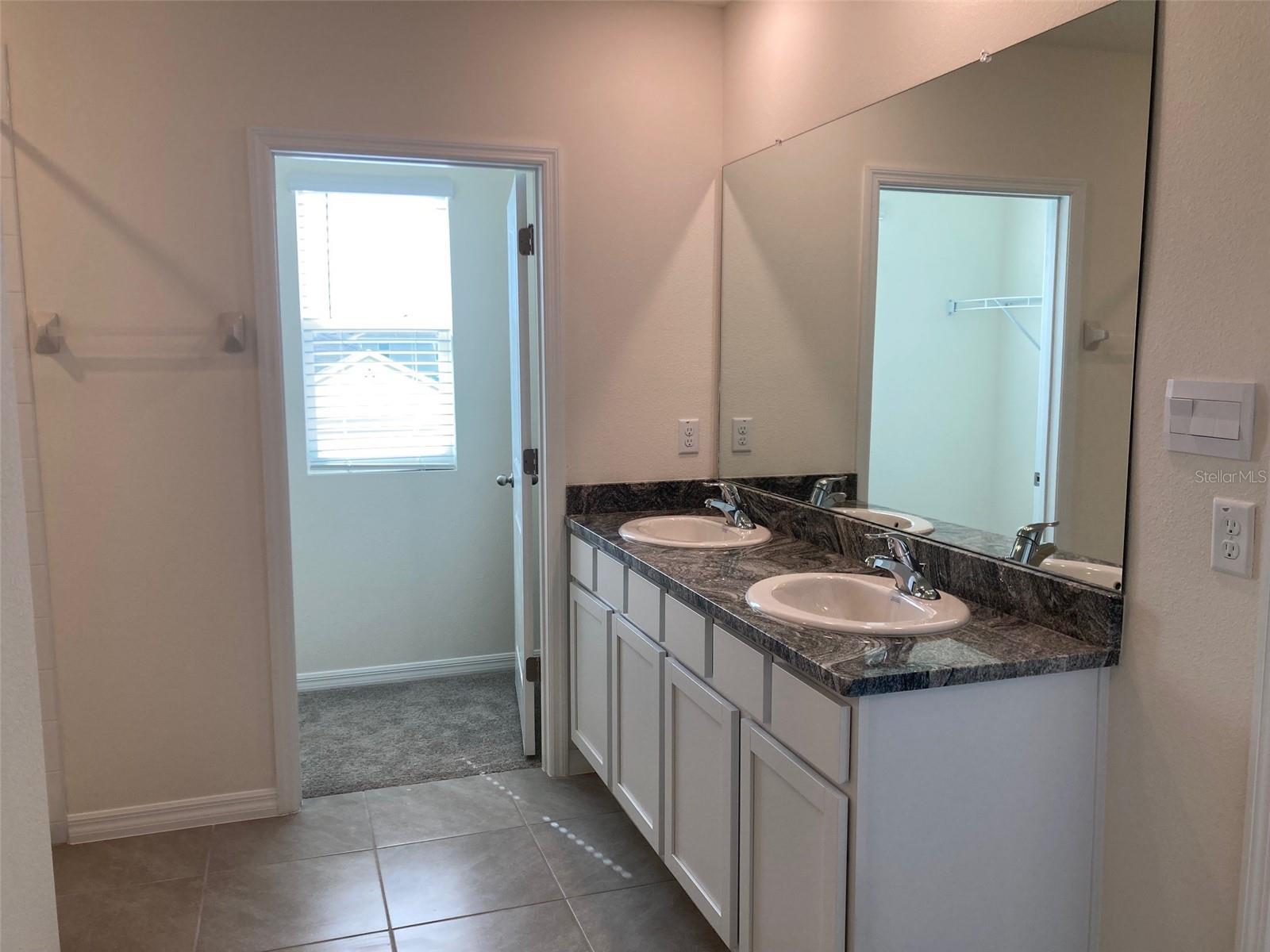 35985 ELLSWORTH PL, ZEPHYRHILLS, FL, 33541