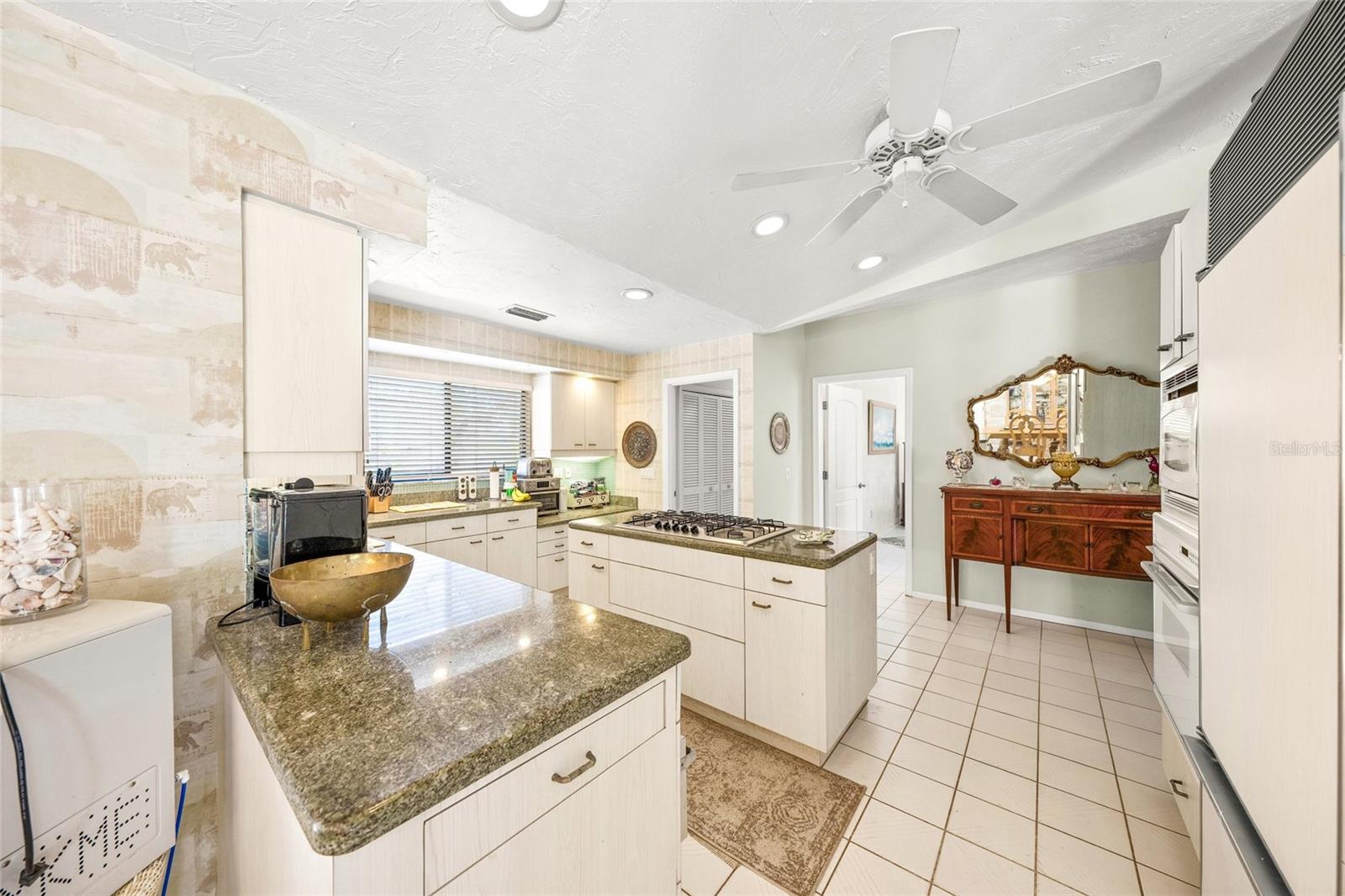 3421 BAYOU SOUND, LONGBOAT KEY, FL, 34228