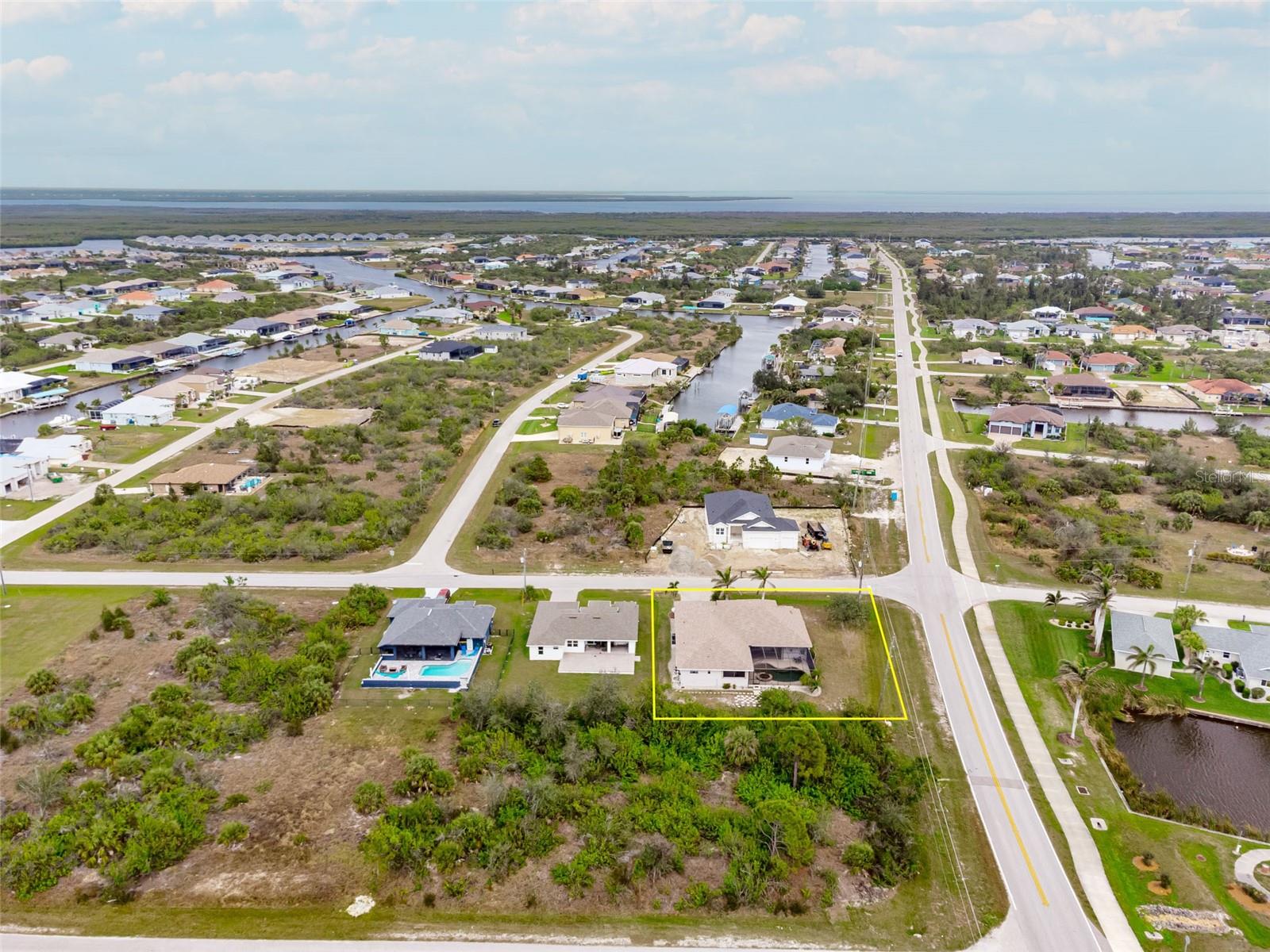 8305 WELSFORD RD, PORT CHARLOTTE, FL, 33981