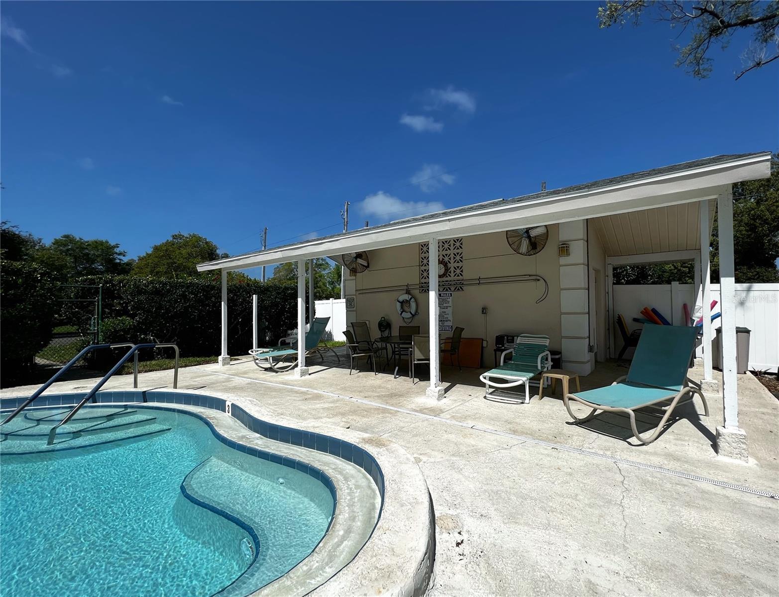 1535 NURSERY RD #201, CLEARWATER, FL, 33756