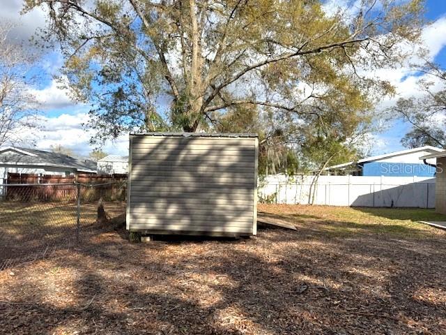 2204 VALLEYBROOK AVE, VALRICO, FL, 33594