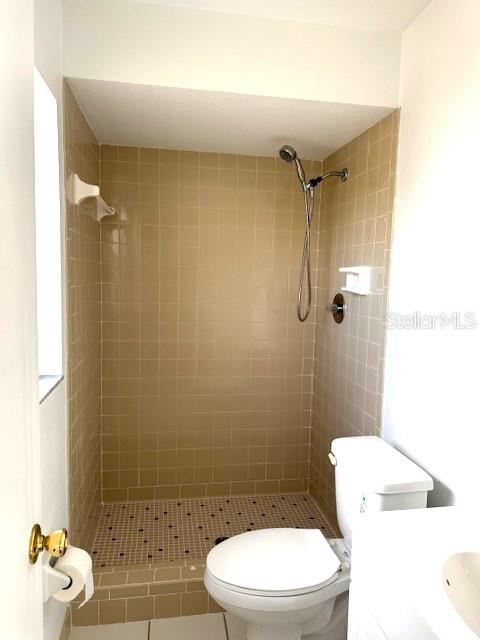2204 VALLEYBROOK AVE, VALRICO, FL, 33594