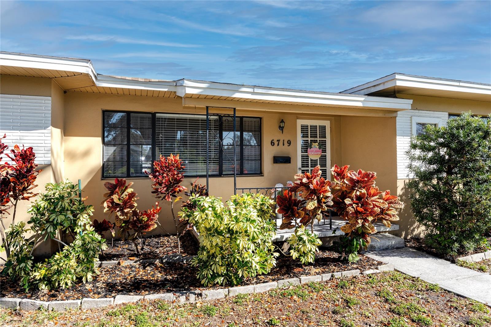 6719 3RD AVE N, ST PETERSBURG, FL, 33710
