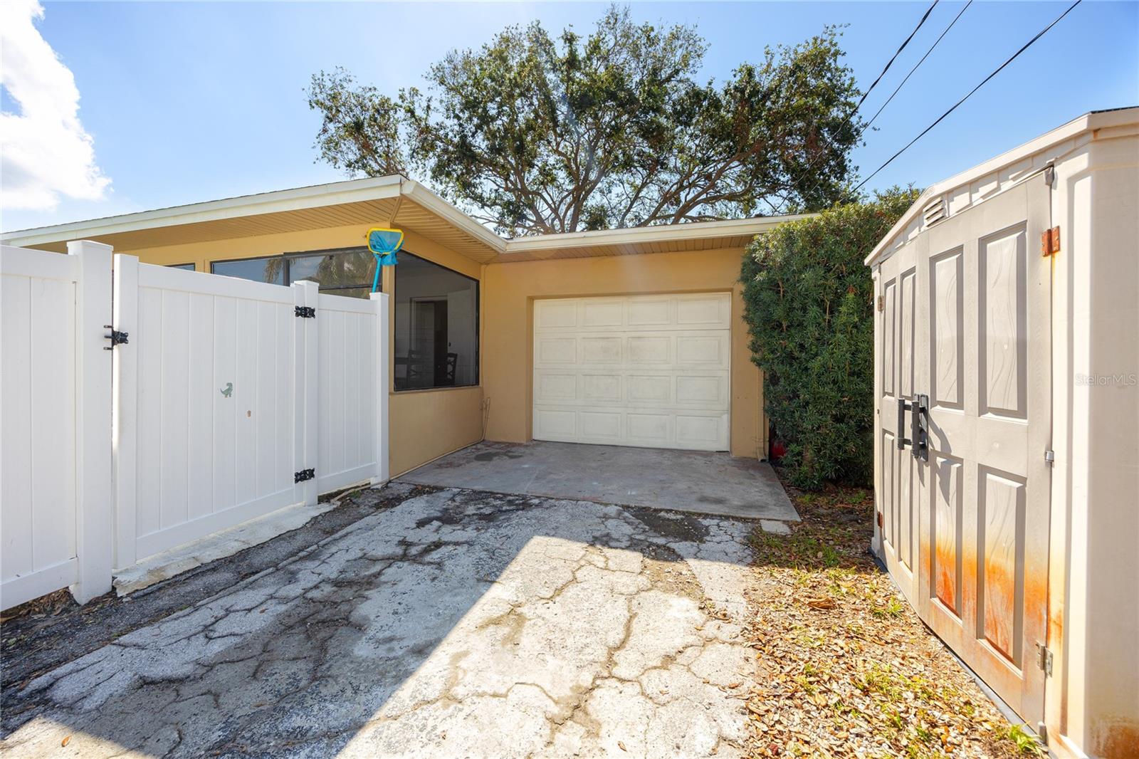 6719 3RD AVE N, ST PETERSBURG, FL, 33710