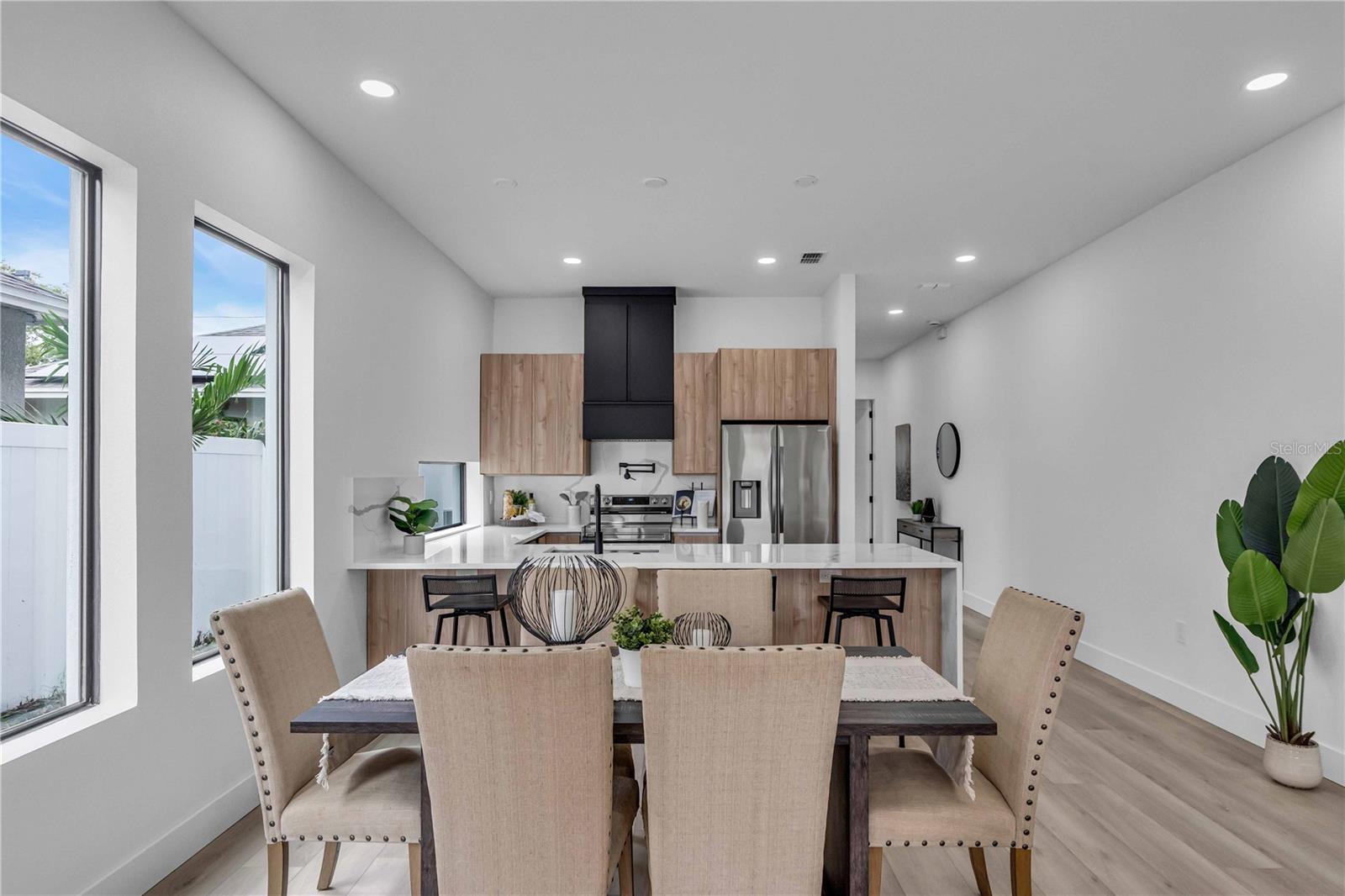 1627 9TH AVE N, ST PETERSBURG, FL, 33713