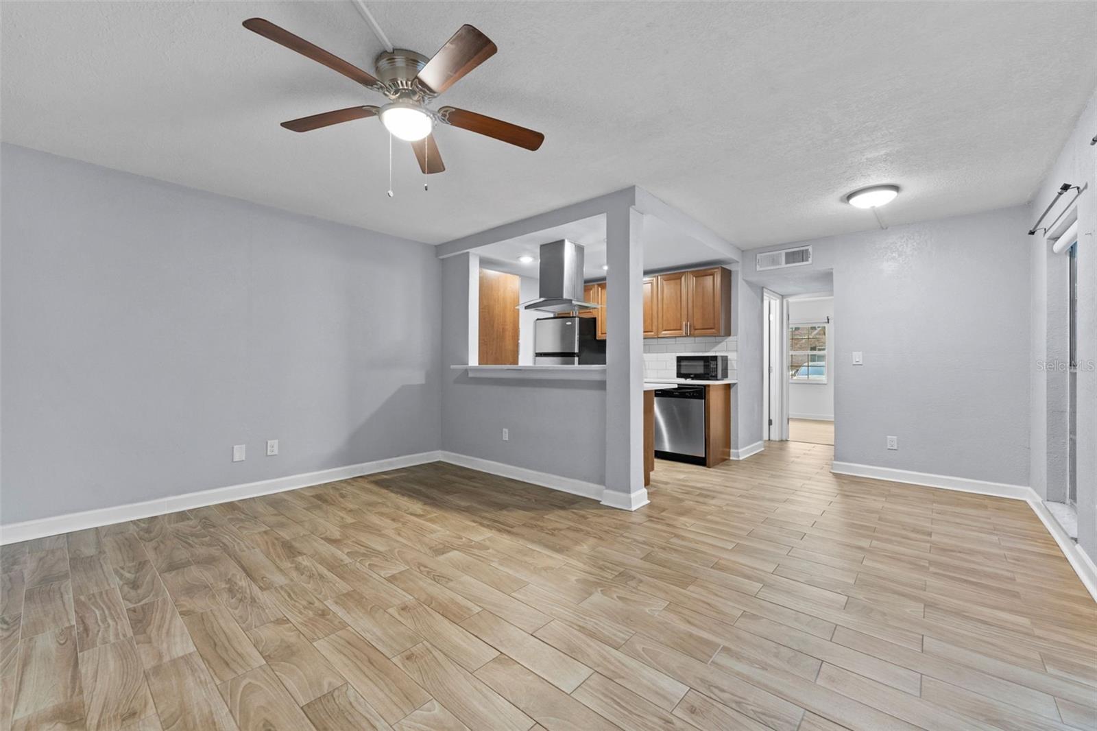 4611 W NORTH B ST #123, TAMPA, FL, 33609