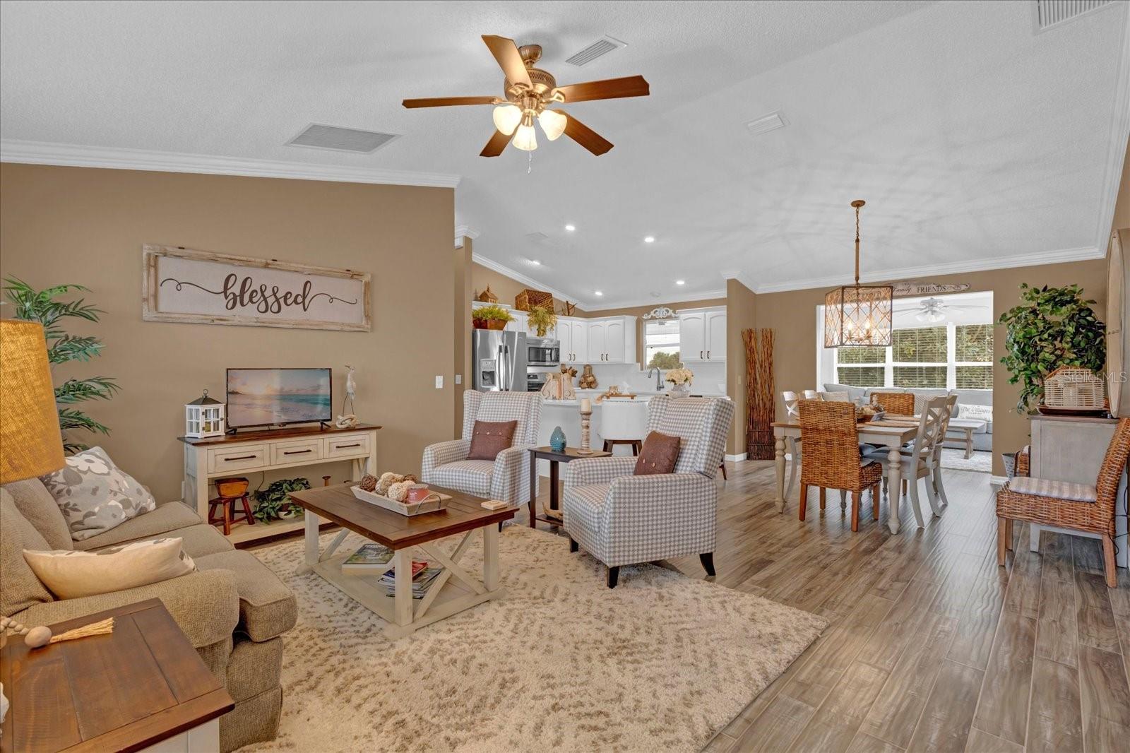 1755 LAKEWOOD DR, THE VILLAGES, FL, 32162