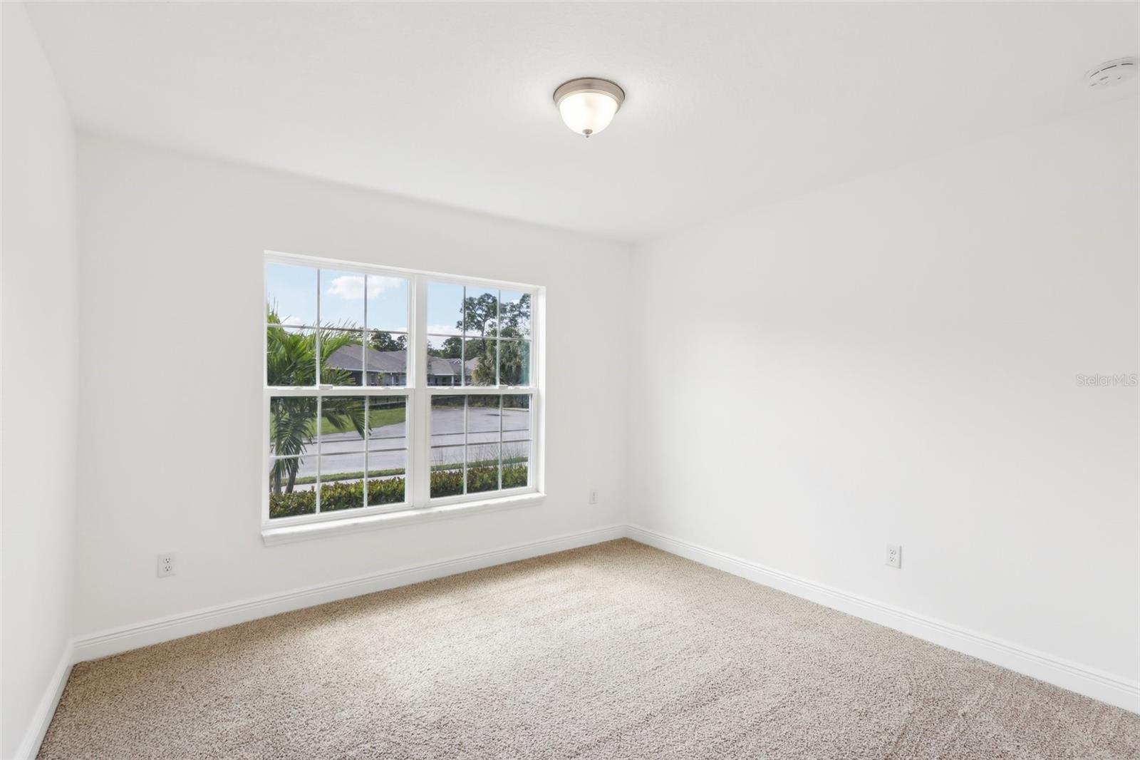 819 NE WHISTLING DUCK WAY, PORT ST LUCIE, FL, 34983