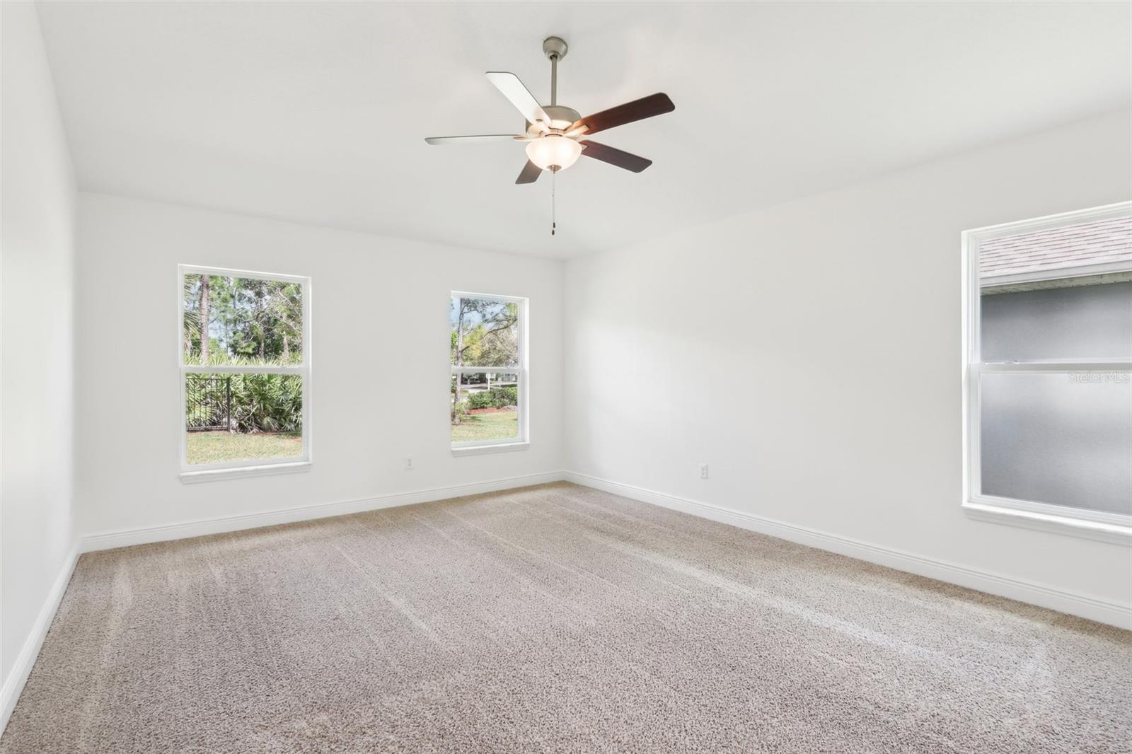 819 NE WHISTLING DUCK WAY, PORT ST LUCIE, FL, 34983