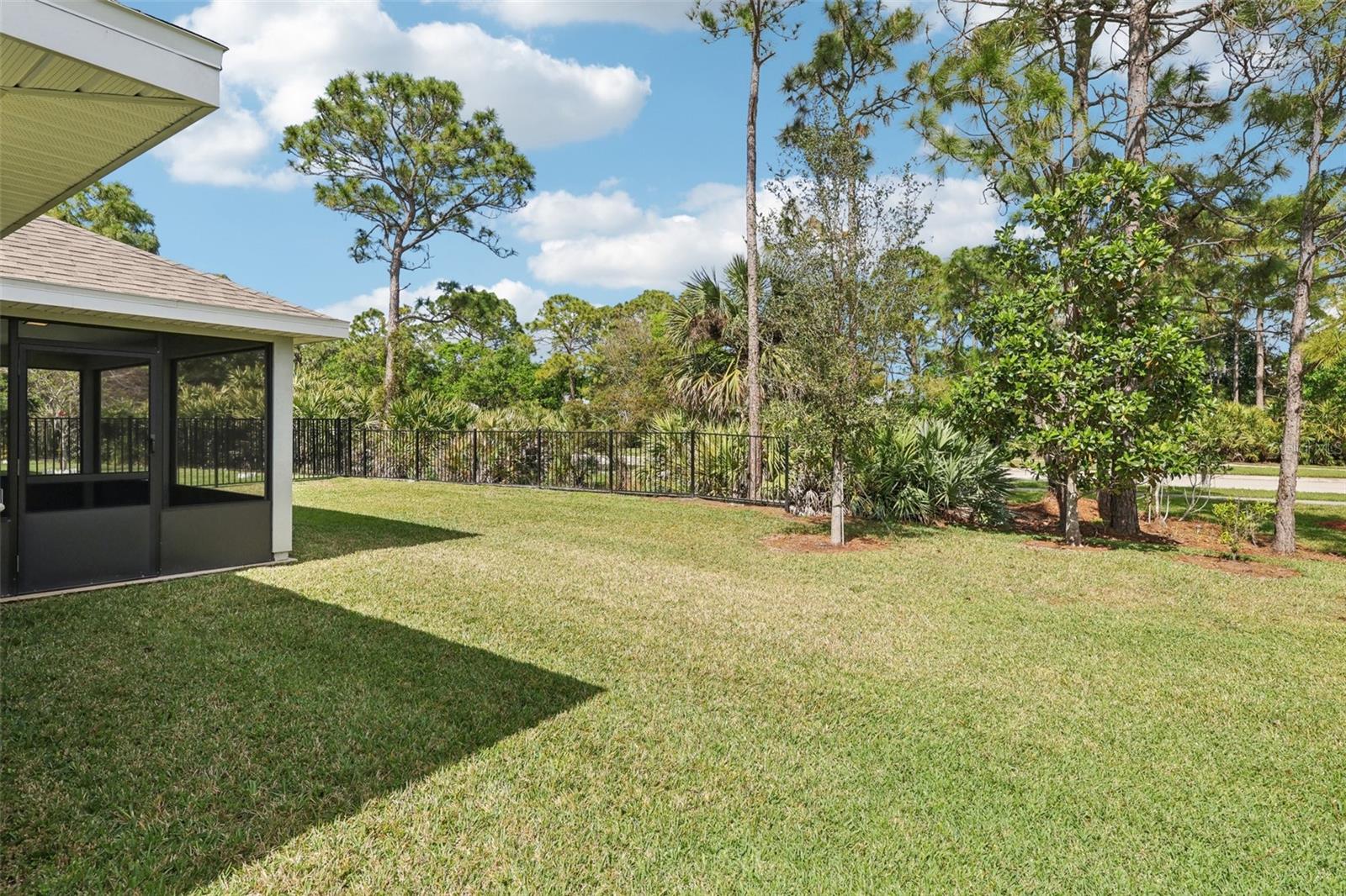 819 NE WHISTLING DUCK WAY, PORT ST LUCIE, FL, 34983
