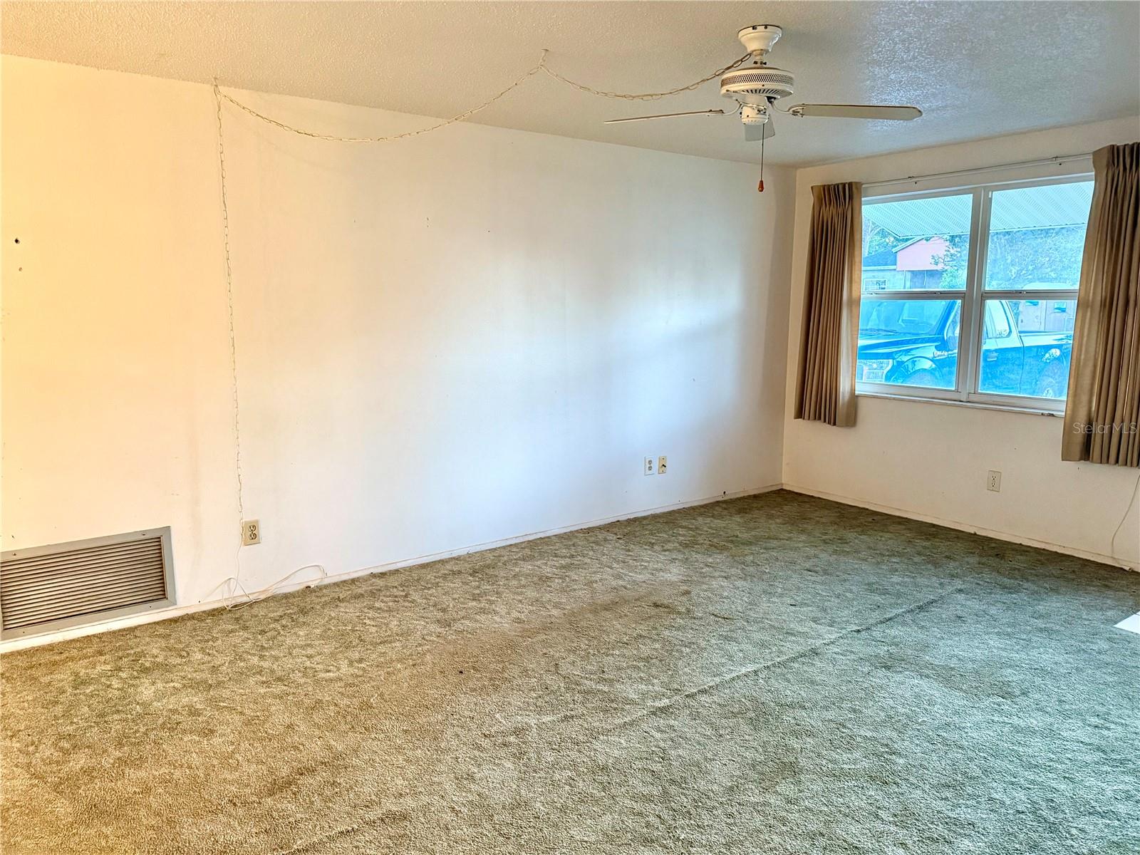 1620 VALENCIA DR E, LARGO, FL, 33778