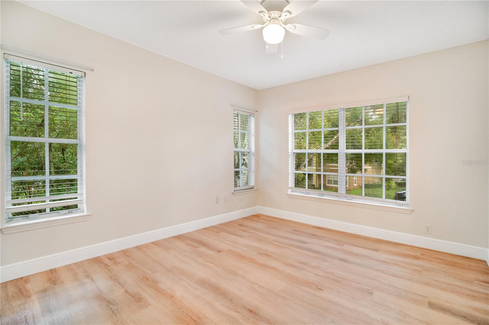 12602 CREST SPRINGS LN #1327, ORLANDO, FL, 32828