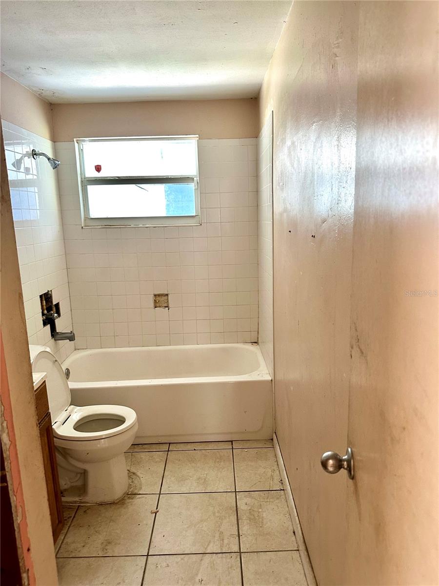 954 FORDSON AVE, LABELLE, FL, 33935