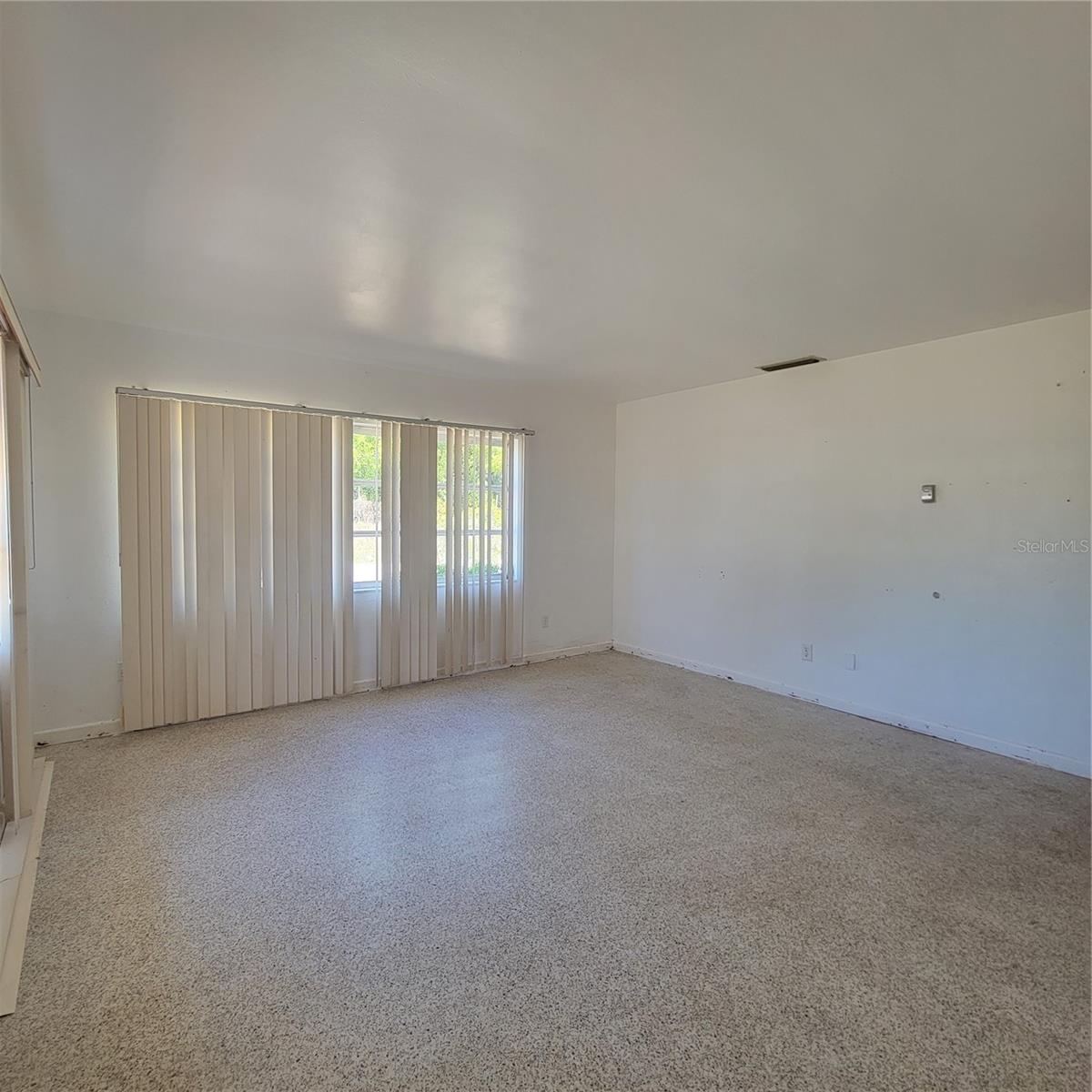 115 N GALENA AVE, MINNEOLA, FL, 34715