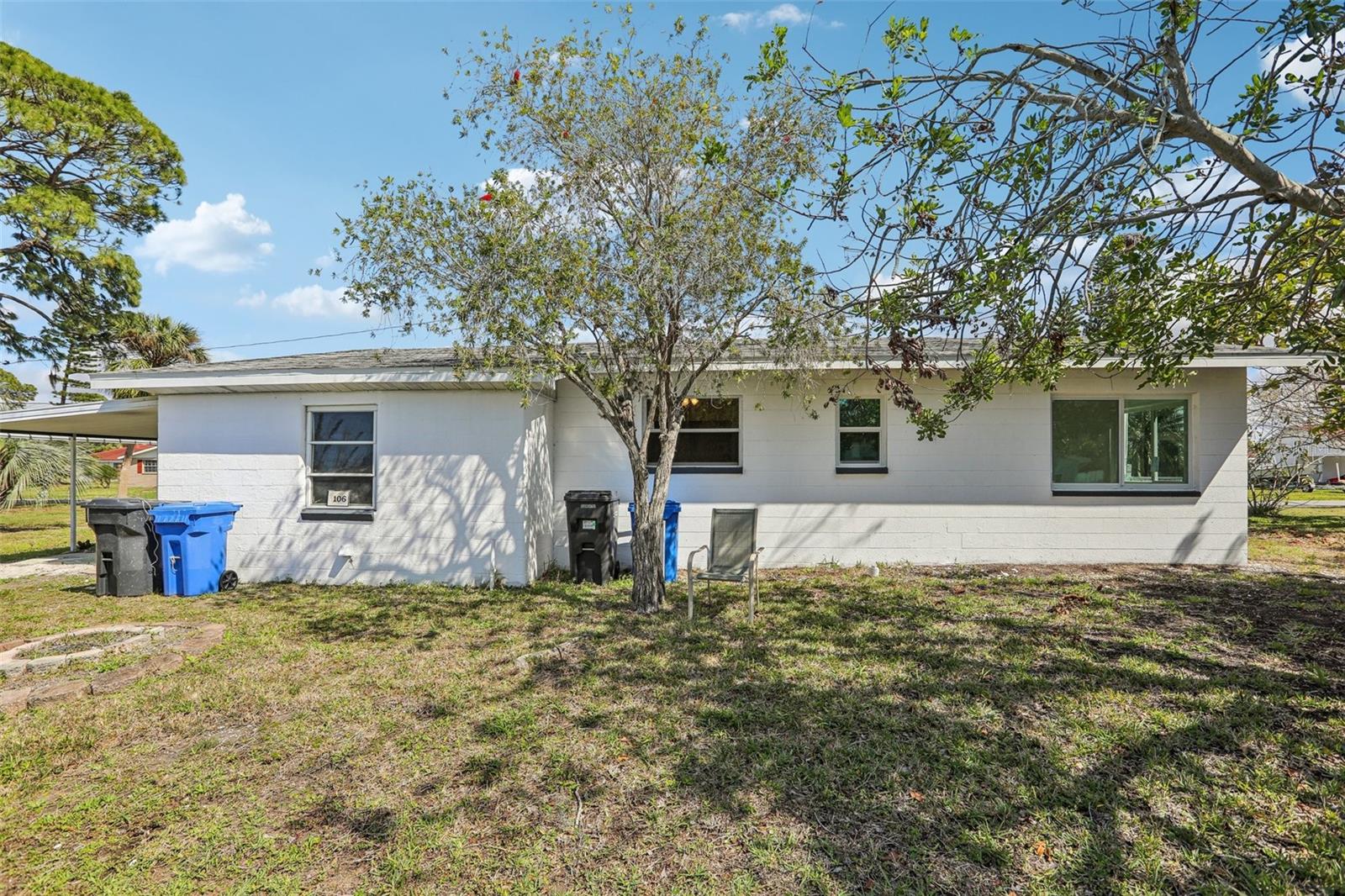 106 W NORTH BRANCH RD, RUSKIN, FL, 33570