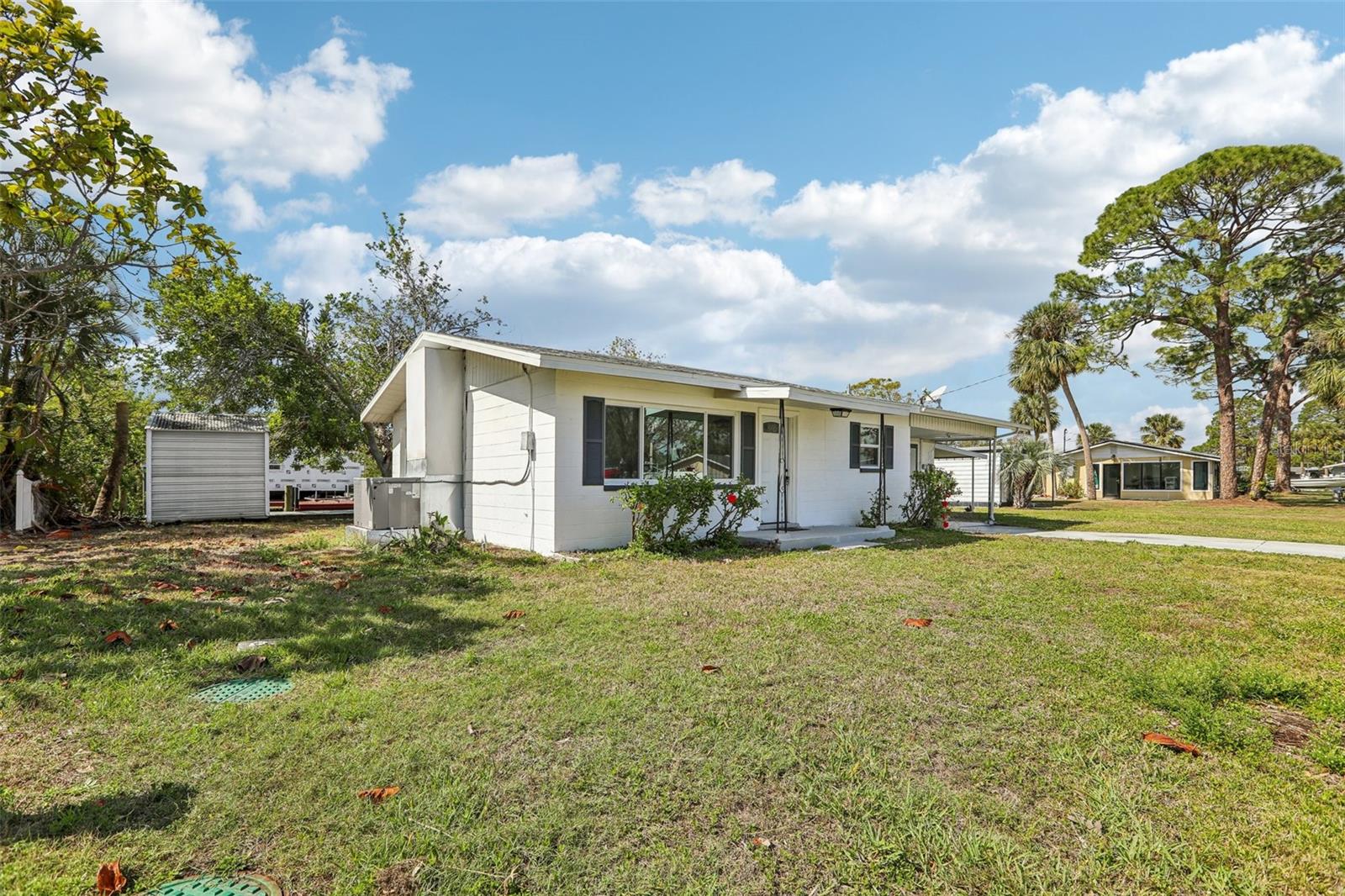 106 W NORTH BRANCH RD, RUSKIN, FL, 33570