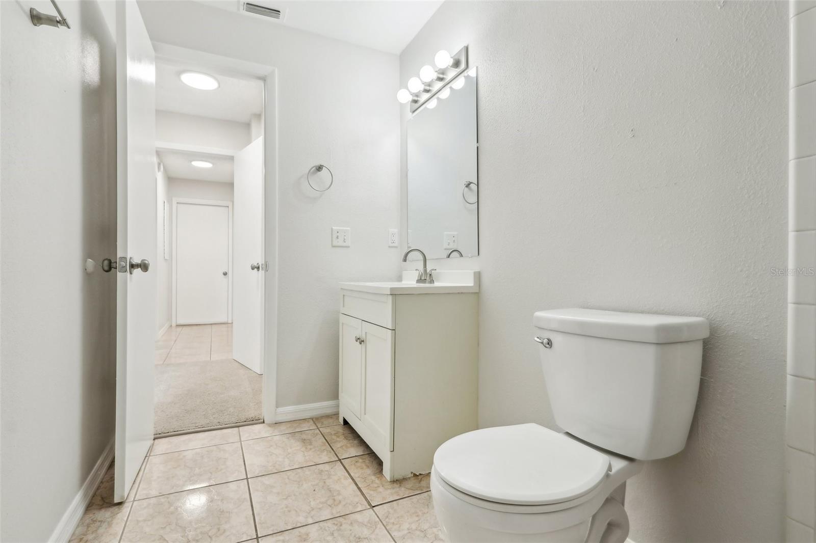9868 FLYNT CIR, ORLANDO, FL, 32825