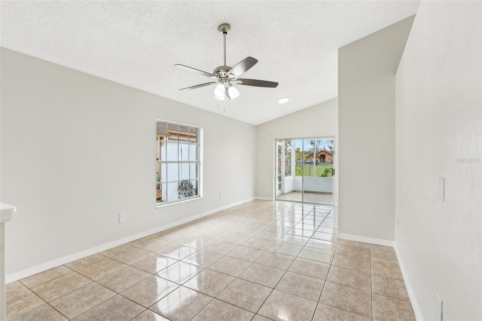 9868 FLYNT CIR, ORLANDO, FL, 32825