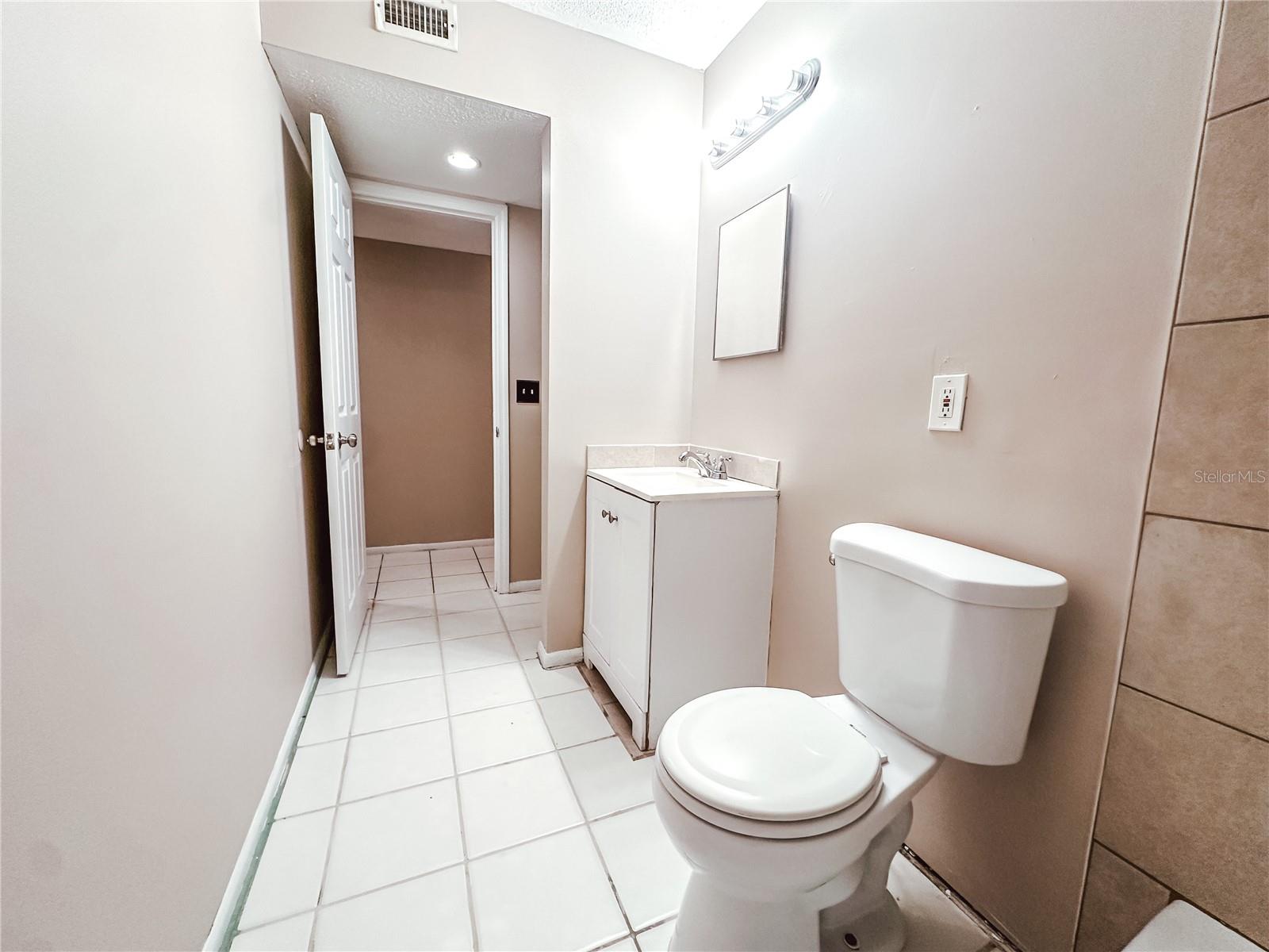2585 EDNOR ST, PORT CHARLOTTE, FL, 33952