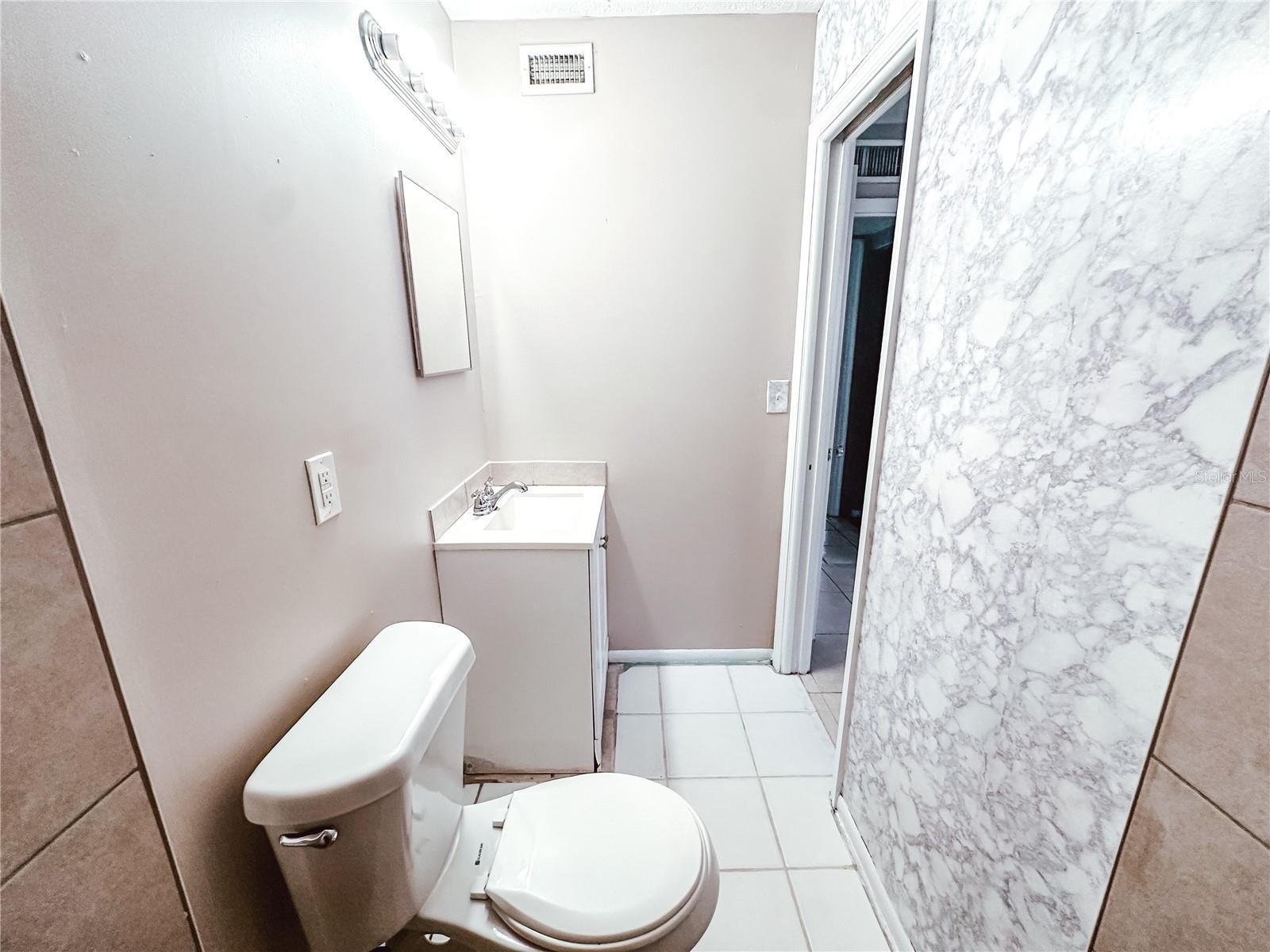 2585 EDNOR ST, PORT CHARLOTTE, FL, 33952