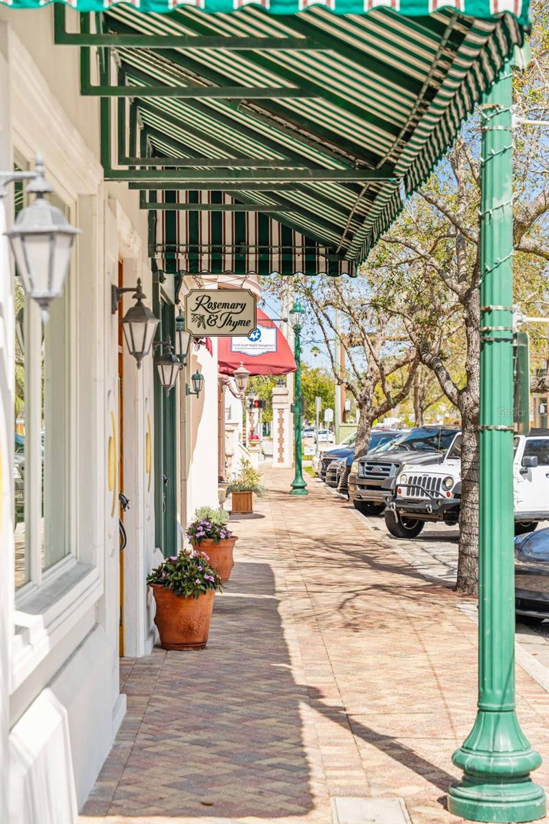 525 N ORANGE AVE #302, SARASOTA, FL, 34236