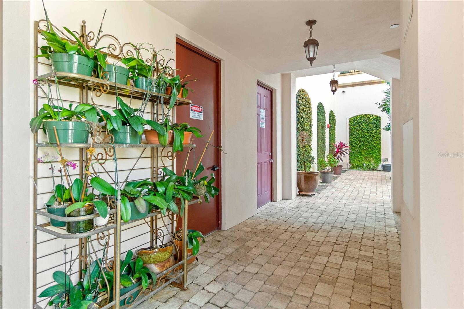 525 N ORANGE AVE #302, SARASOTA, FL, 34236