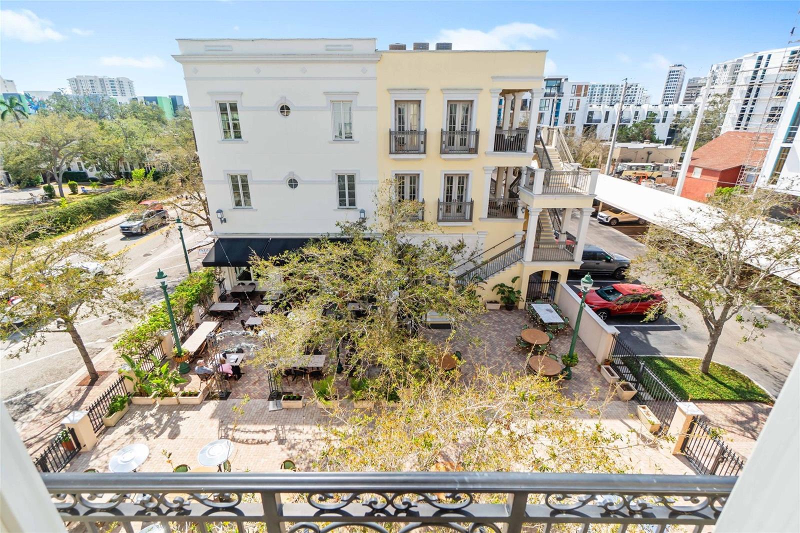 525 N ORANGE AVE #302, SARASOTA, FL, 34236