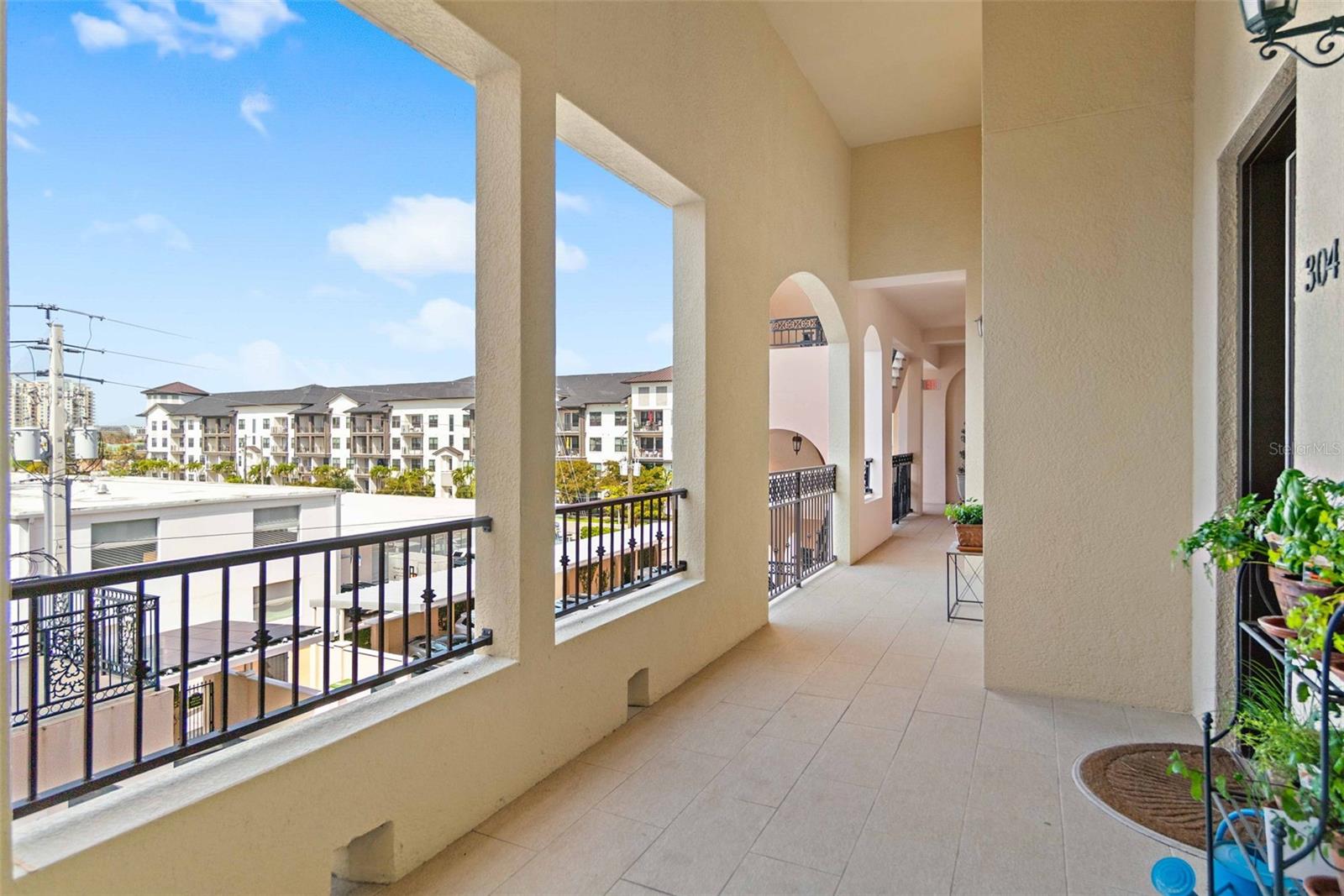 525 N ORANGE AVE #302, SARASOTA, FL, 34236