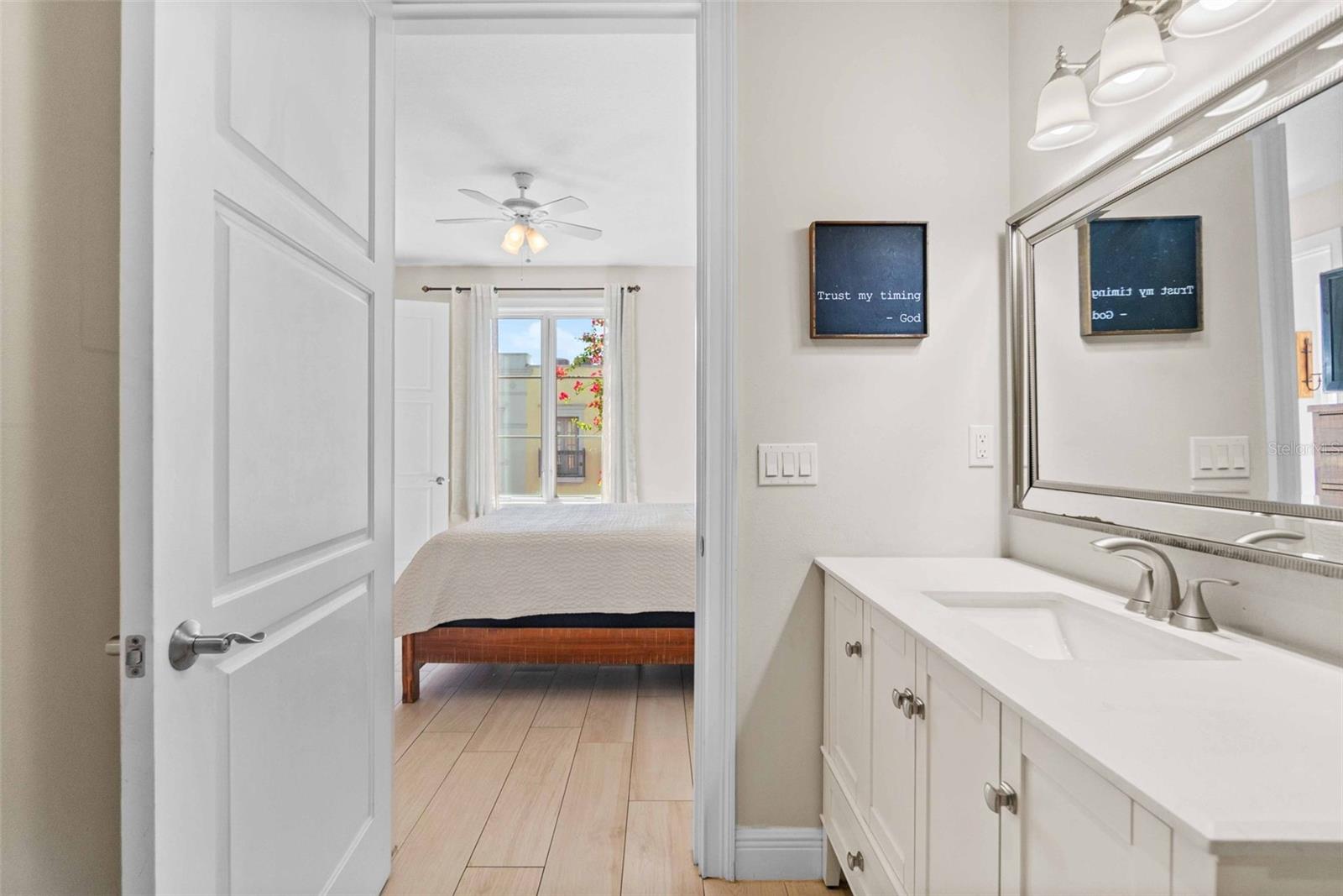 525 N ORANGE AVE #302, SARASOTA, FL, 34236