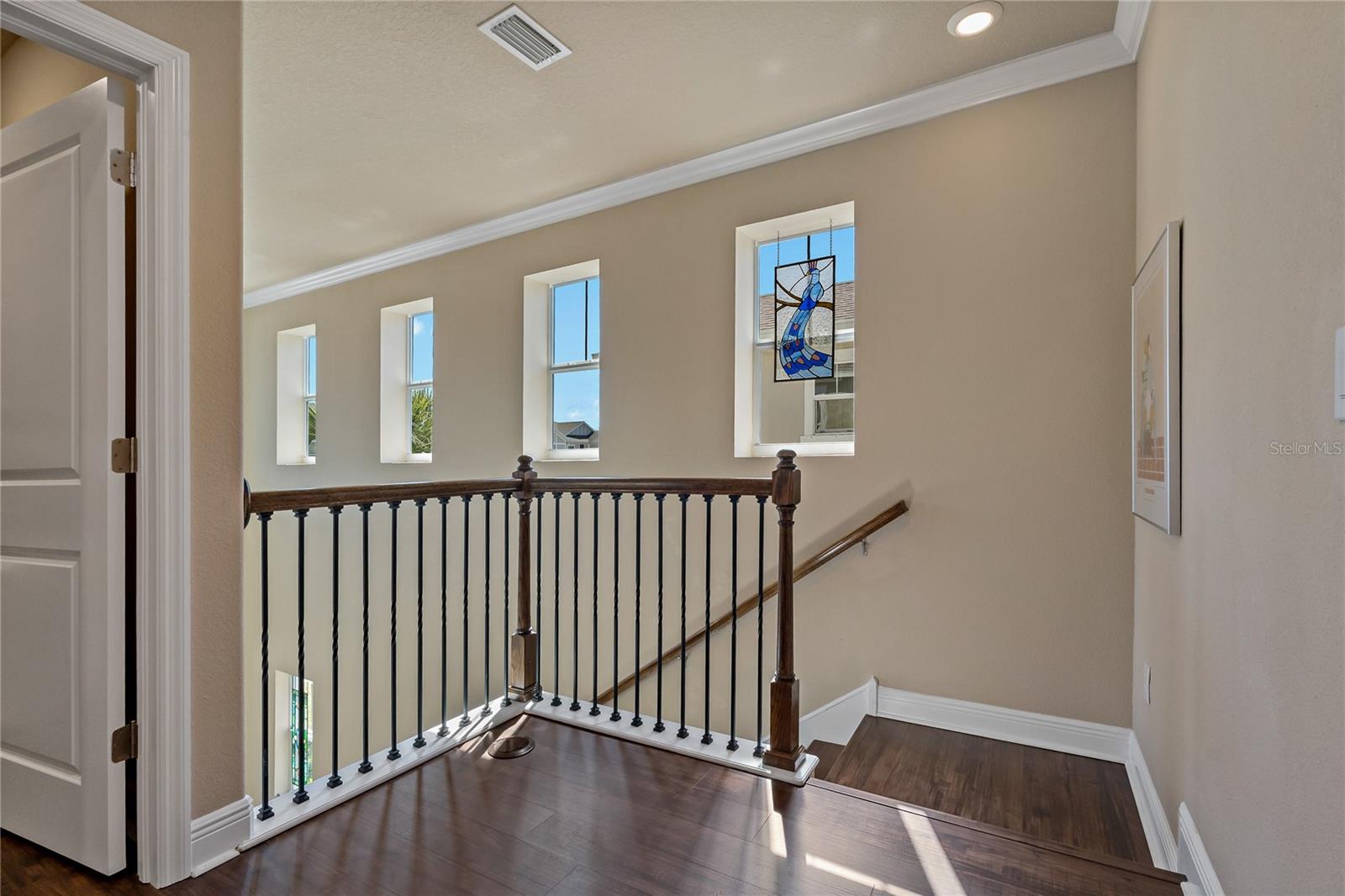 582 OZONA VILLAGE DR, PALM HARBOR, FL, 34683