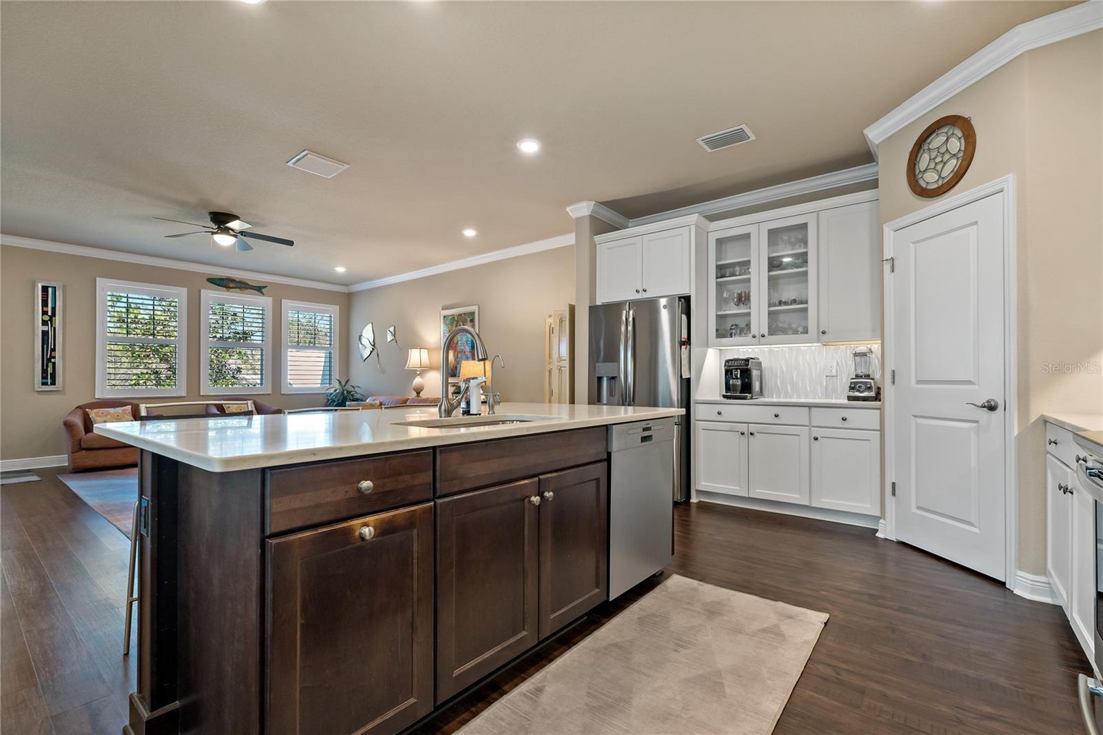 582 OZONA VILLAGE DR, PALM HARBOR, FL, 34683