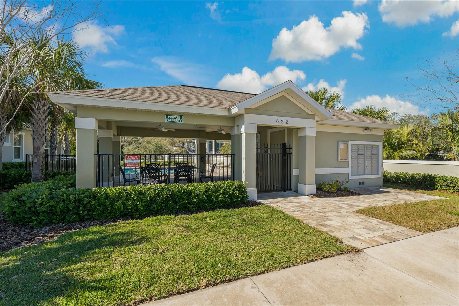 582 OZONA VILLAGE DR, PALM HARBOR, FL, 34683