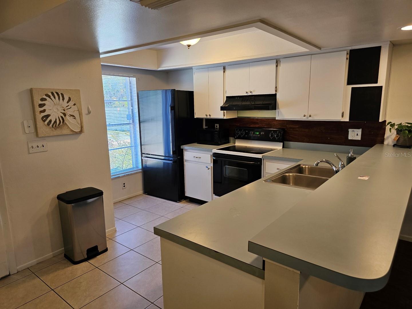 5157 GAINSVILLE DR, TEMPLE TERRACE, FL, 33617
