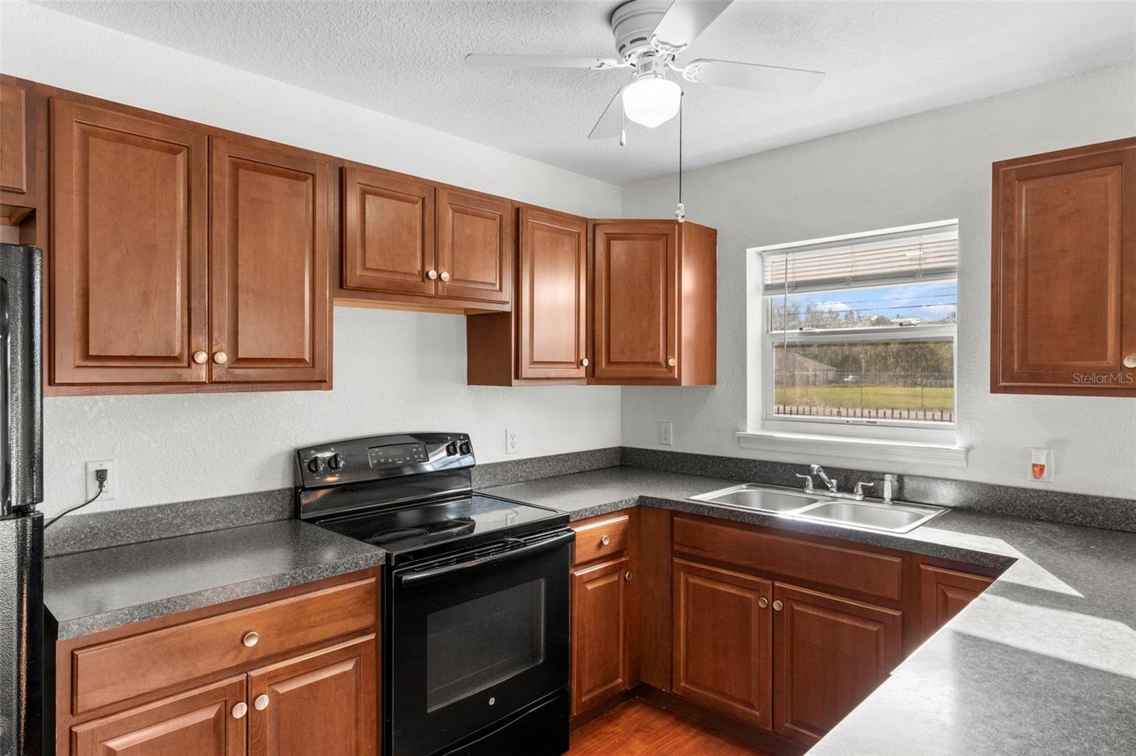 1925 N COMBEE RD, LAKELAND, FL, 33801