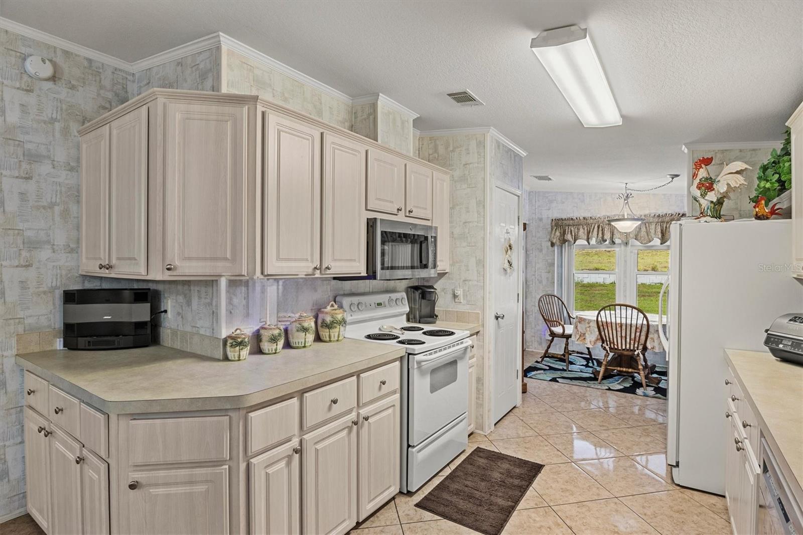311 EDGEWOOD BLVD, LAKE WALES, FL, 33898