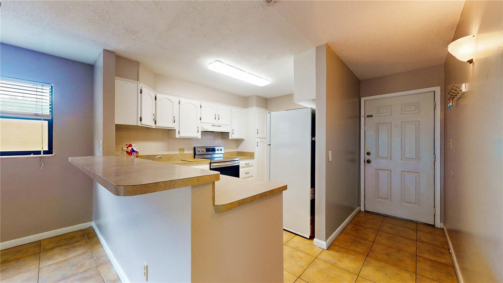 701 N INDIAN RIVER DR #107, FORT PIERCE, FL, 34950