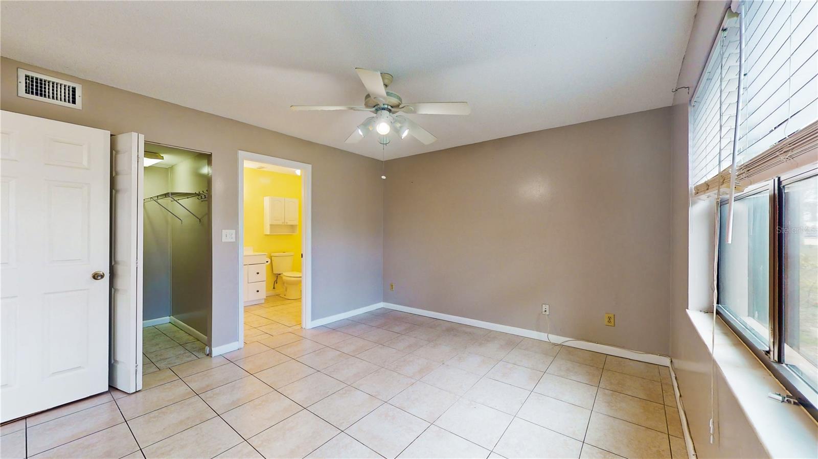 701 N INDIAN RIVER DR #107, FORT PIERCE, FL, 34950