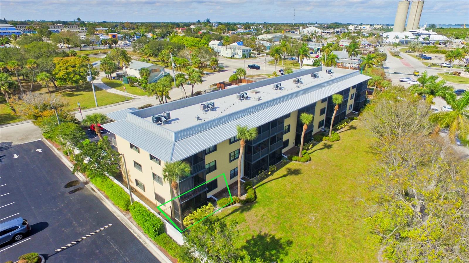 701 N INDIAN RIVER DR #107, FORT PIERCE, FL, 34950