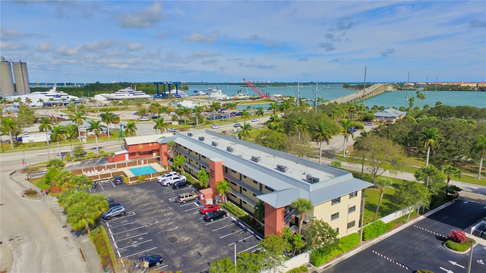 701 N INDIAN RIVER DR #107, FORT PIERCE, FL, 34950