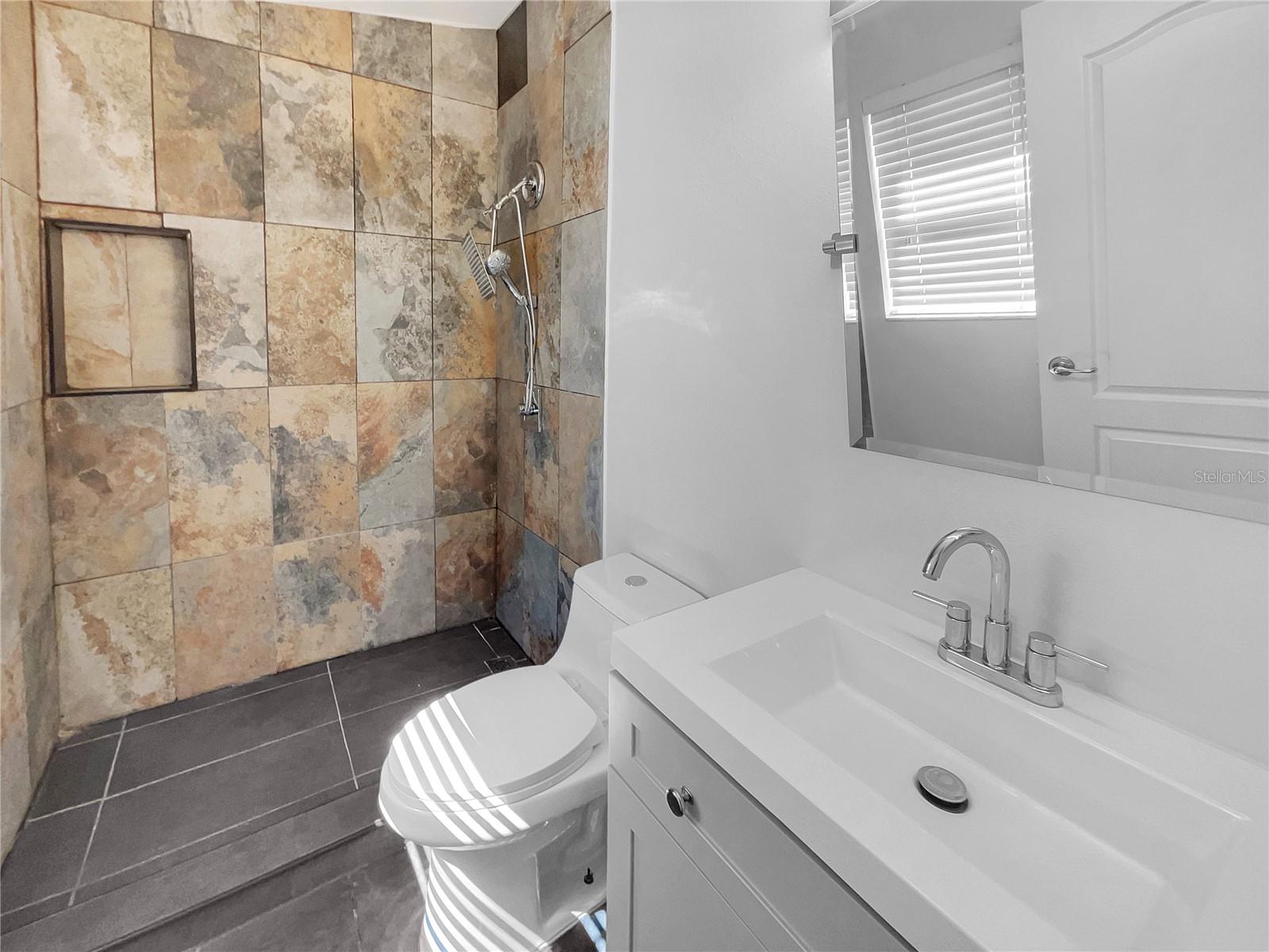 18233 PORTSIDE ST, TAMPA, FL, 33647