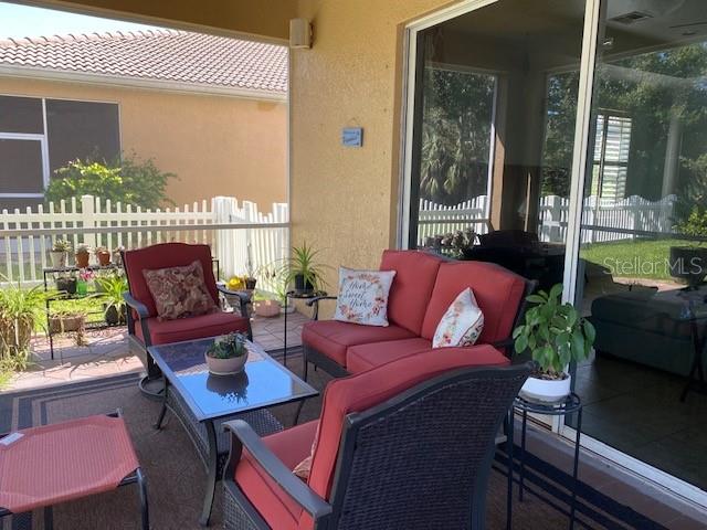 2720 BLUE CYPRESS LAKE CT, CAPE CORAL, FL, 33909