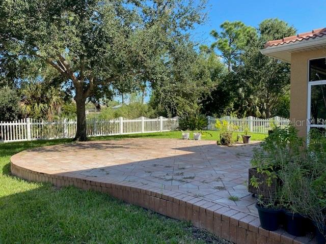 2720 BLUE CYPRESS LAKE CT, CAPE CORAL, FL, 33909