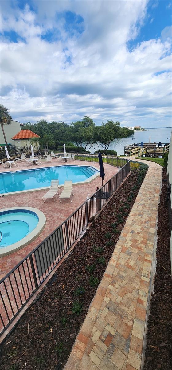 1515 PINELLAS BAYWAY S #17, TIERRA VERDE, FL, 33715