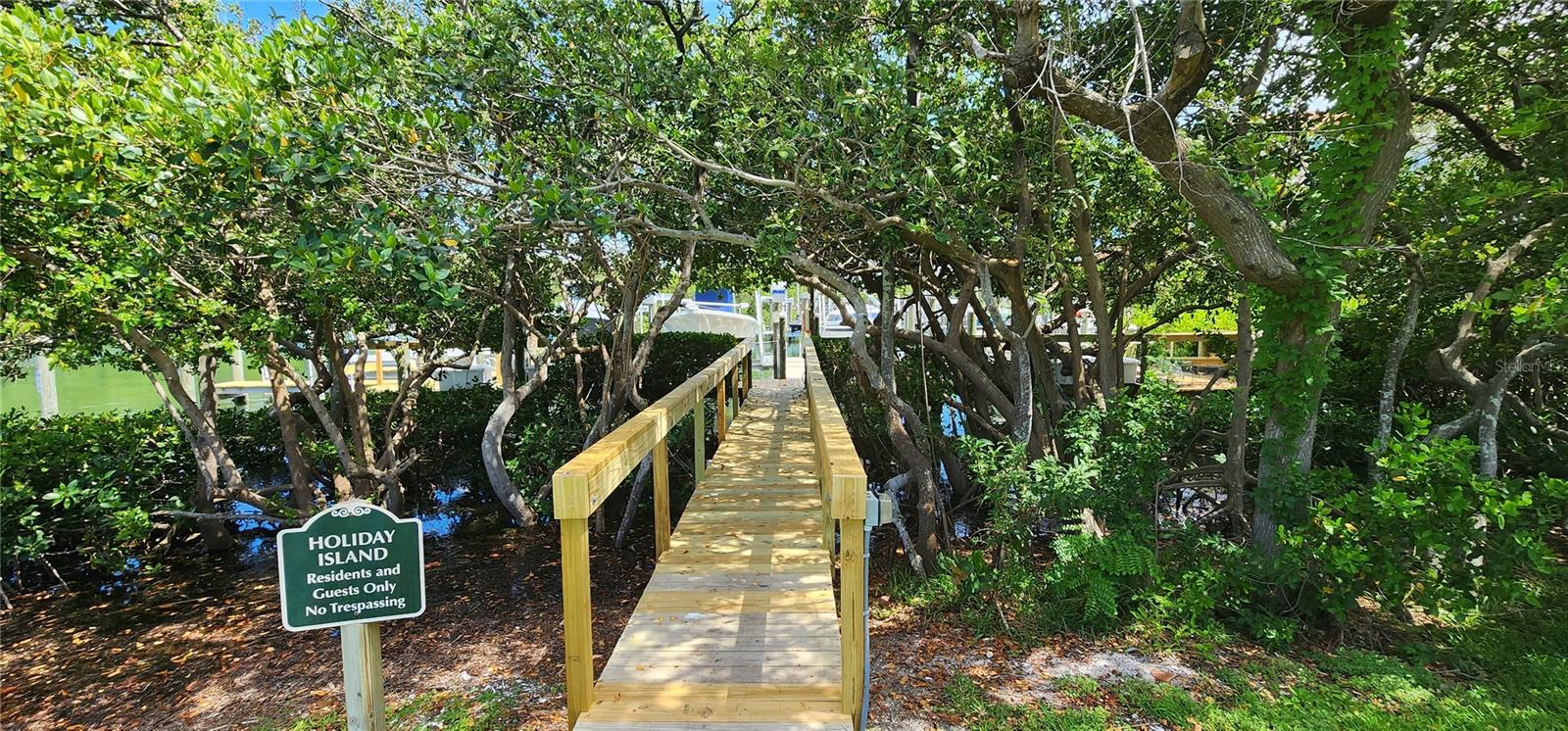 1515 PINELLAS BAYWAY S #17, TIERRA VERDE, FL, 33715