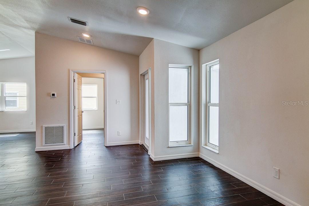 14334 CHANNEL DR, LARGO, FL, 33774
