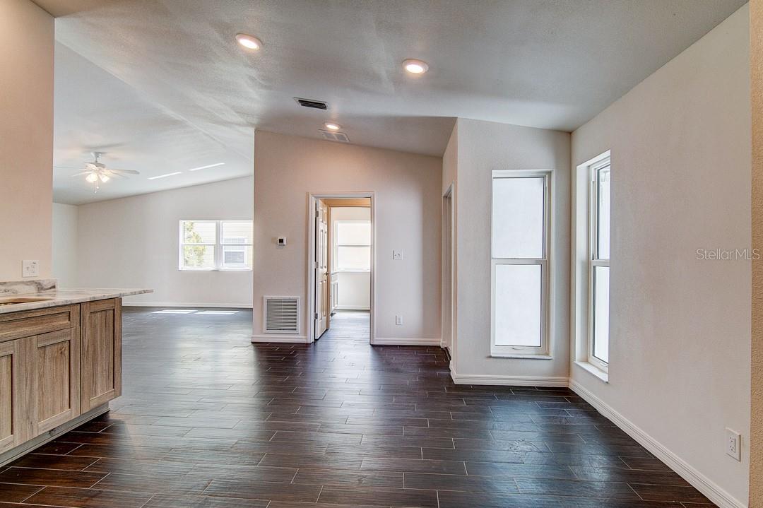 14334 CHANNEL DR, LARGO, FL, 33774