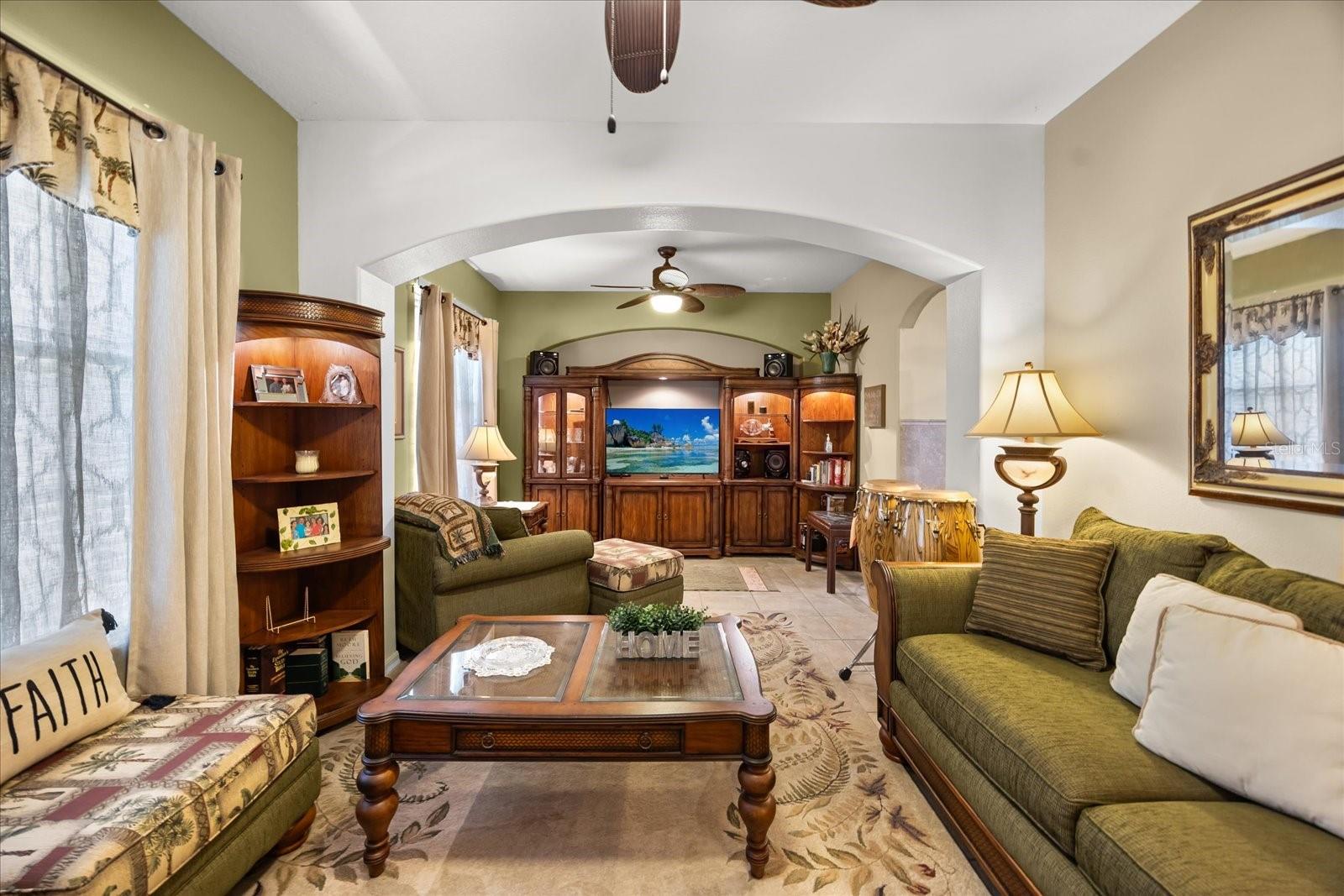 5217 DALLAS BLVD, ORLANDO, FL, 32833