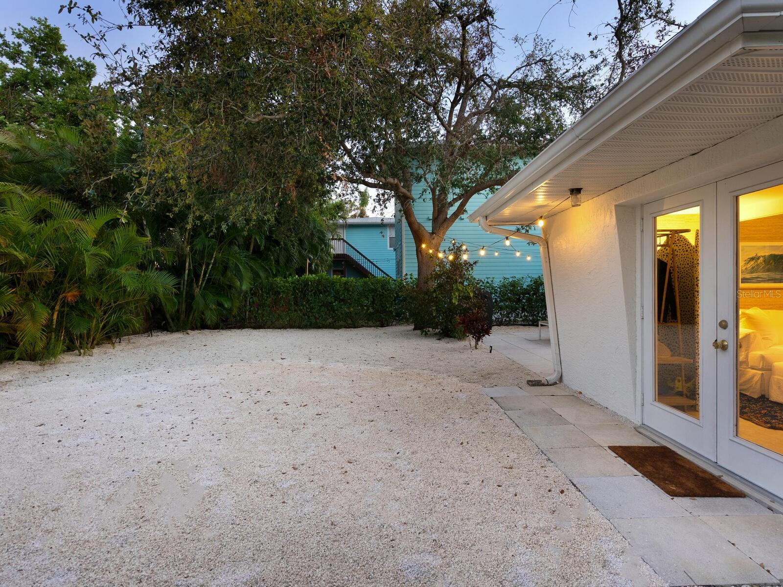 3629 ALMERIA AVE, SARASOTA, FL, 34239